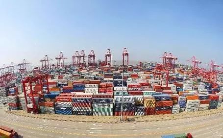 山東全力爭取青島港自貿(mào)港政策 沿海內(nèi)陸十余地競逐，上海貿(mào)易地位受關注
